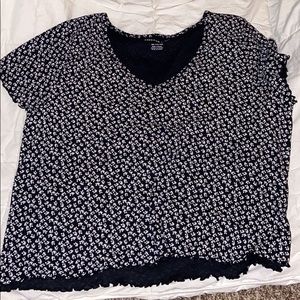 American eagle cropped shirt
